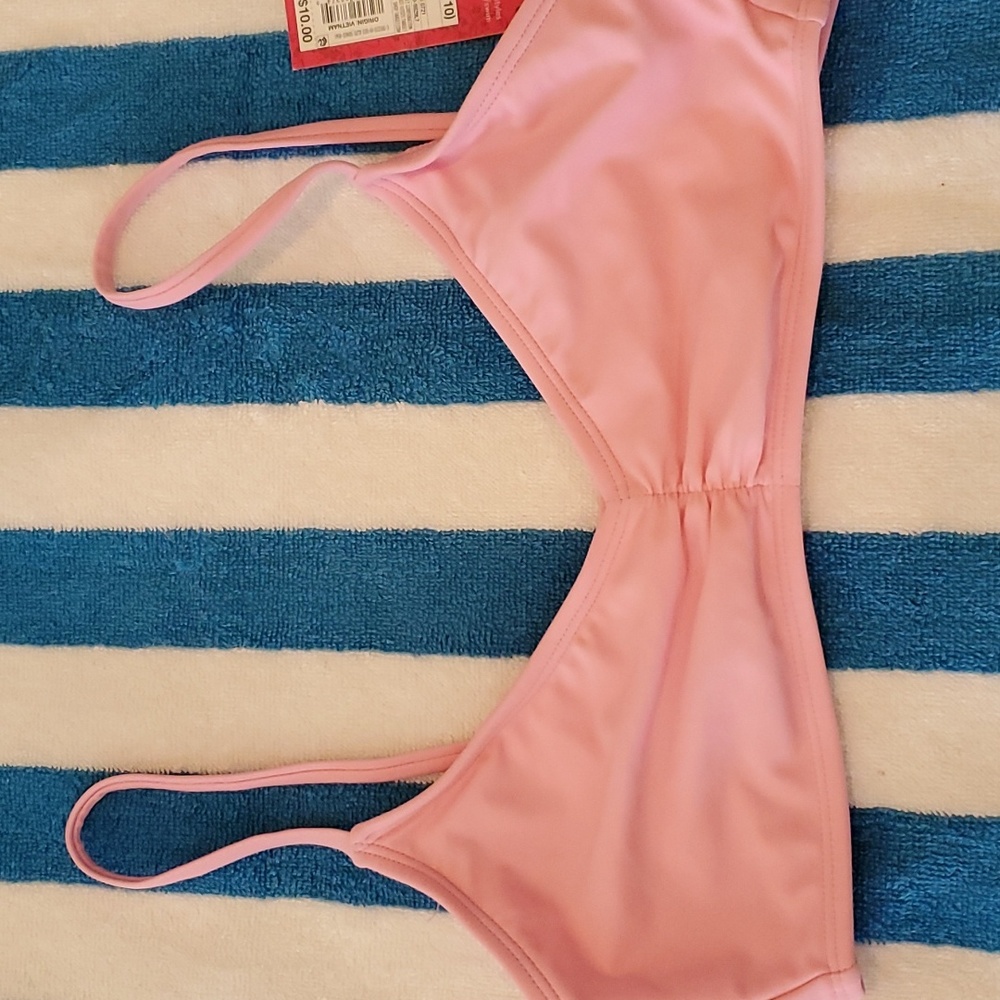XHILARATION SIZE LARGE (8/10) SWIM TOP